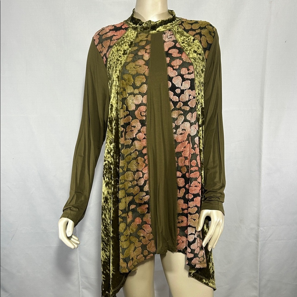 New LOGO Lavish Lori Goldstein Rayon 230 Pieced Velvet Top 1X Floral Long Sleeve - Picture 4 of 7